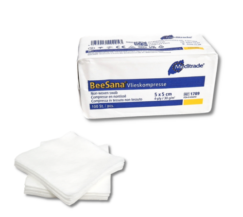 Kompresy włókninowe niejałowe niemieckie 5x5 cm  4 warstwy 100 sztuk BSV Meditrade