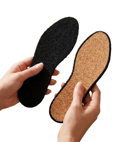 Velloso Nero para w dłoniach.webp